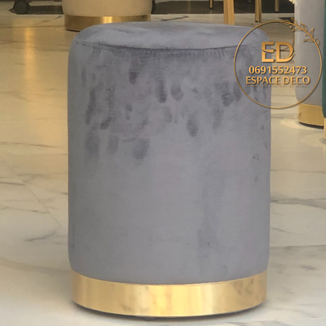 Pack deux tabourets européen + table essentielle