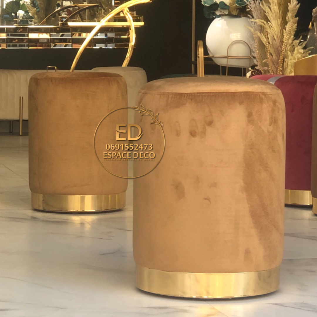 Pack  tabouret européen + Table essentielle